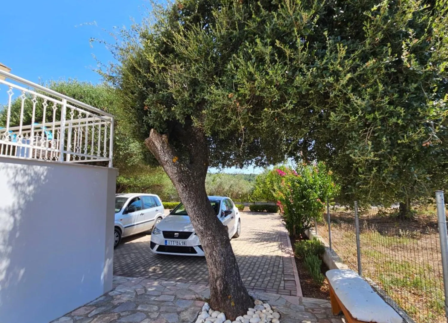 Natura Studios Antipata  0*, Antipata (Erisos) Ελλάδα